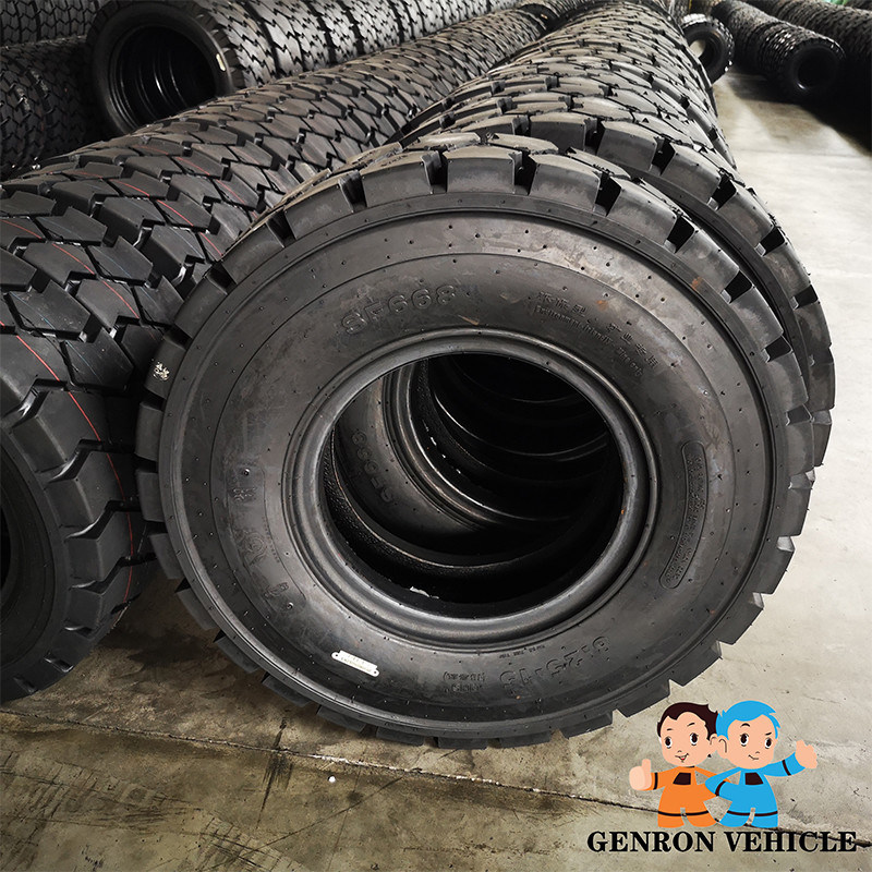 Road Roller Wheels Excavator Tires 20.525 For Small Loaders And Bulldozer
